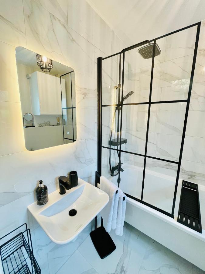 Cotswold Chic Retreats "Cloud Nine" Central Chipping Campden-Parking-Garden Екстериор снимка