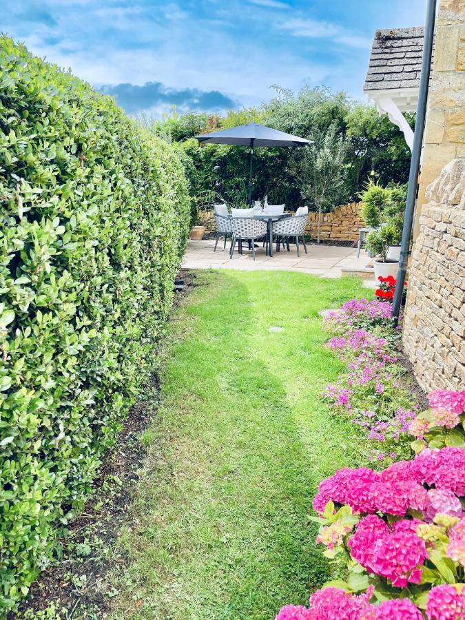 Cotswold Chic Retreats "Cloud Nine" Central Chipping Campden-Parking-Garden Екстериор снимка